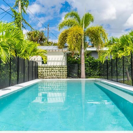 Luxury House 4 Beds Heated Pool W Jaccuzzi Lejlighed North Bay Village Eksteriør billede