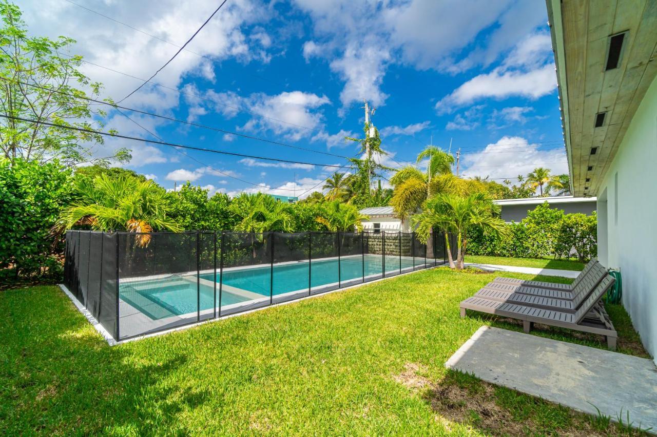 Luxury House 4 Beds Heated Pool W Jaccuzzi Lejlighed North Bay Village Eksteriør billede