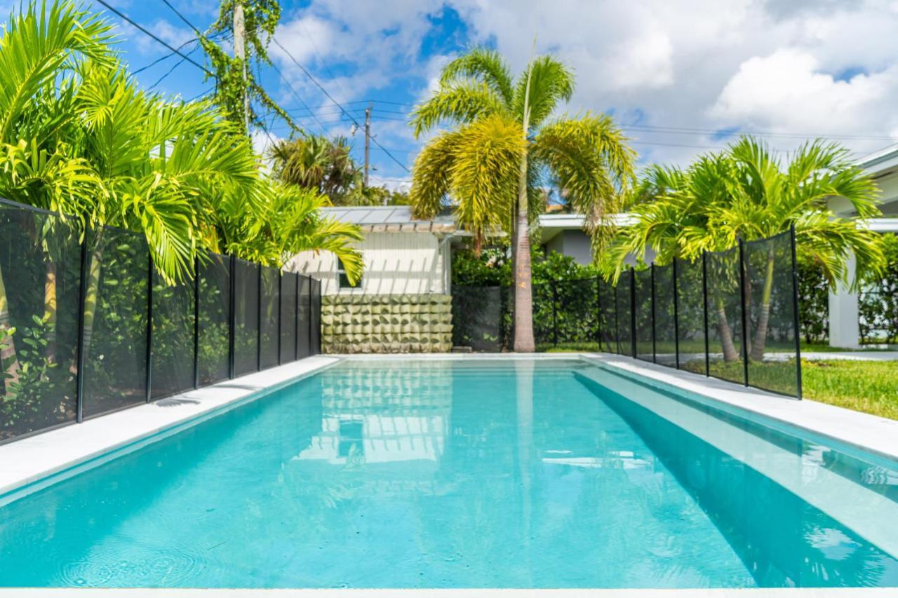 Luxury House 4 Beds Heated Pool W Jaccuzzi Lejlighed North Bay Village Eksteriør billede