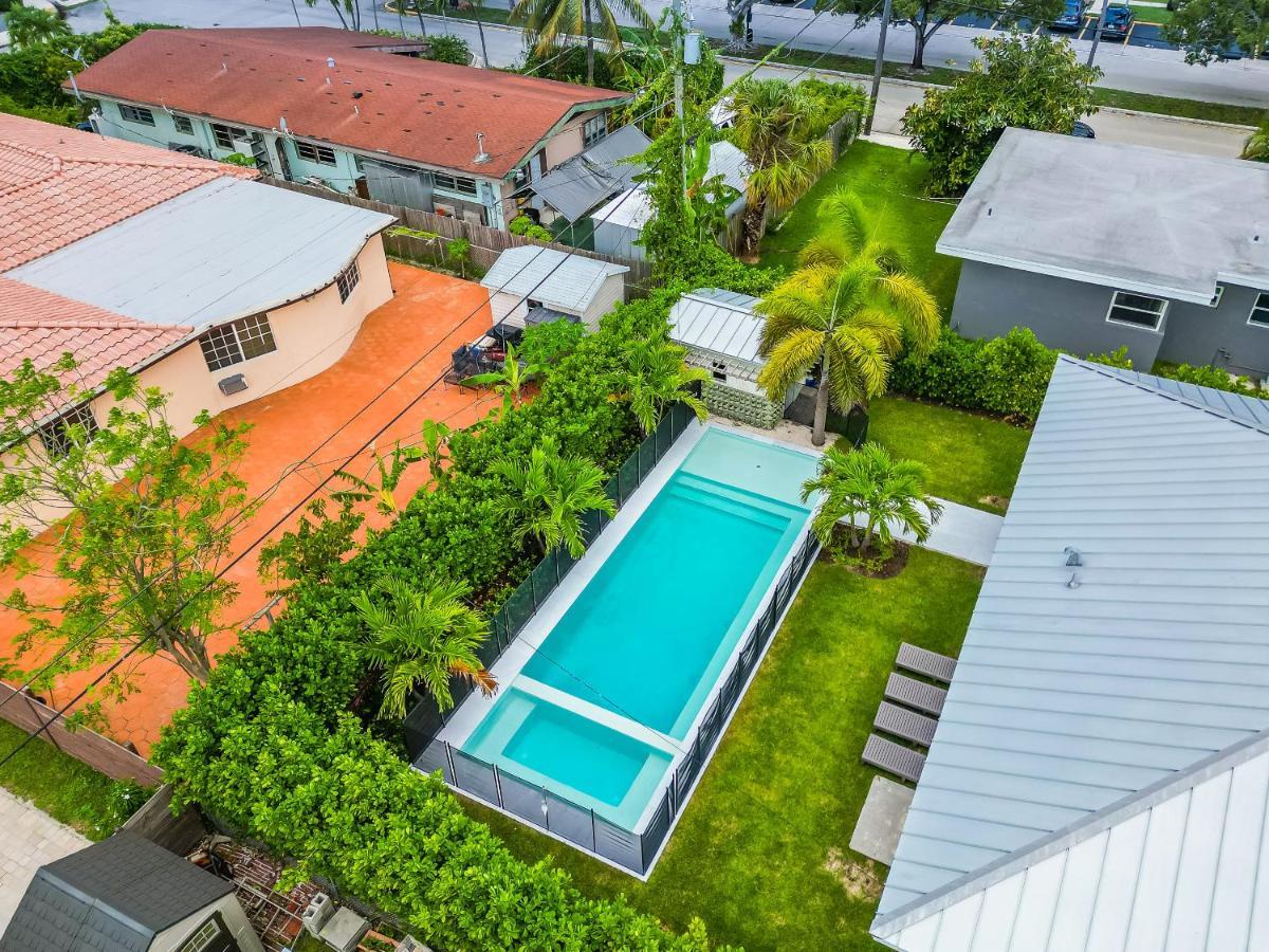 Luxury House 4 Beds Heated Pool W Jaccuzzi Lejlighed North Bay Village Eksteriør billede